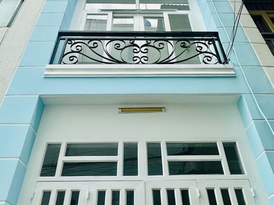 Nhà 3 tầng mới tinh   hẻm xe hơi   thạnh xuân  q12  sát gò vấp 1,52 tỷ sổ hc 0