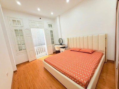Đội Cấn 36m2 x 5 tầng - nhà 2 mặt thoáng - Full nội thất - Ngõ nông, gần phố. 2