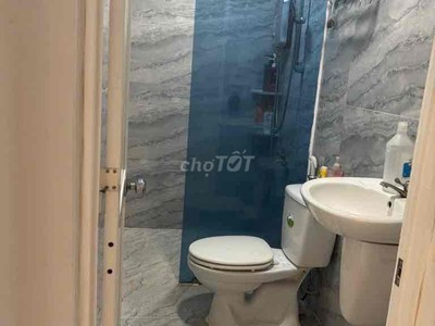 HXH 65m2 - Giá 7.5 tỷ - Ngang 4.2m - 5PN - Phạm Hữu Lầu - Quận 7 1