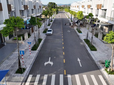 Bán căn liền kề Topas City Core 7
