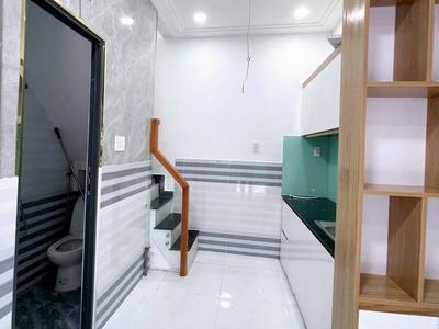 Vợ chồng cô Lan chuyển về Huế sinh sống nên cần bán nhà như hình giá 790tr 2