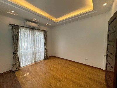 Bán nhà Ngọc Hồi, 33m2 x 5 tầng, mặt tiền 4m, giá 5.4 tỷ 2