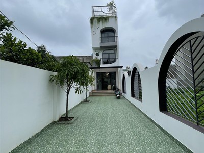 Chính chủ cho thuê MBKD mặt hồ hoàng càu 4605