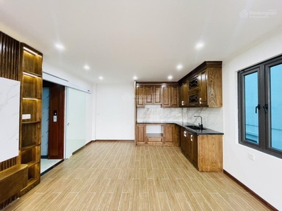 Chính chủ cho thuê MBKD mặt hồ hoàng càu 4633