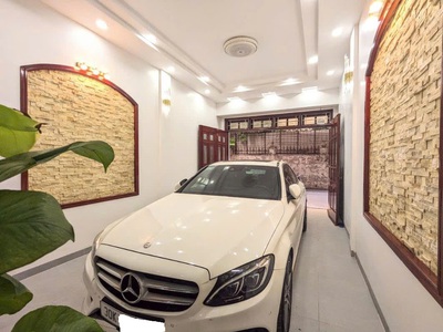 Chính chủ cho thuê MBKD mặt hồ hoàng càu 5037