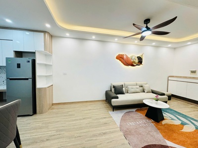 Chính chủ cho thuê MBKD mặt hồ hoàng càu 5011