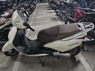 Chính chủ cho thuê MBKD mặt hồ hoàng càu 5094
