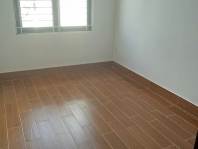 Chính chủ cho thuê MBKD mặt hồ hoàng càu 4489