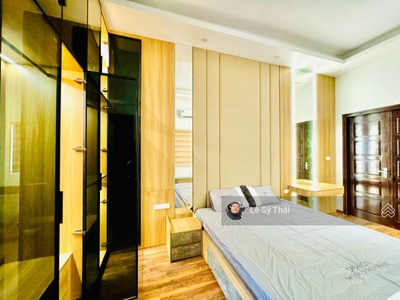 Chính chủ cho thuê MBKD mặt hồ hoàng càu 4628
