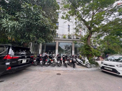 Chính chủ cho thuê MBKD mặt hồ hoàng càu 5071