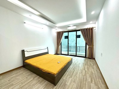 Nhà đẹp dân xây độc lập phúc lợi-long biên  35m2 x 5 tầng ,5.5 tỷ. 1