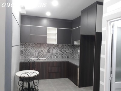 Chính chủ cho thuê MBKD mặt hồ hoàng càu 4492