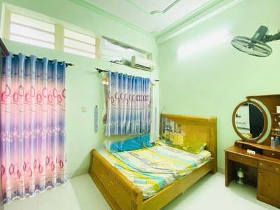 Trung tâm tân bình   nhà đẹp 3 tầng   sân rộng   gần mt phạm văn hai   chỉ 7.x tỷ. 1