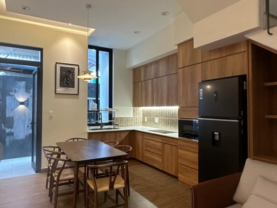 Chính chủ cho thuê MBKD mặt hồ hoàng càu 4801