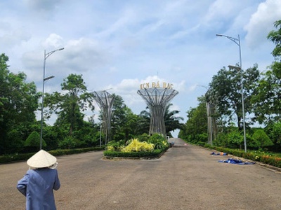 Đất xây nhà trọ cho thuê ngay kcn đá bạc - long tân, mặt tiền đường 12m đi thẳng biển long hải 0