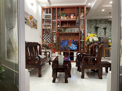 Bán nhà 84m2, 2 tầng, 3pn, q.9, 6.5 tỷ, sổ hồng 2