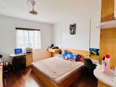 Chính chủ cho thuê MBKD mặt hồ hoàng càu 5060