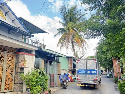 Bá.n lô đất 2 mặt tiền trước sau   104m    sổ riêng   giá 4.7 tỷ 2