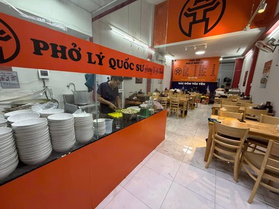 Sang nhượng quán phở   tặng kèm công thức  tại đường lương minh nguyệt - tân phú 1