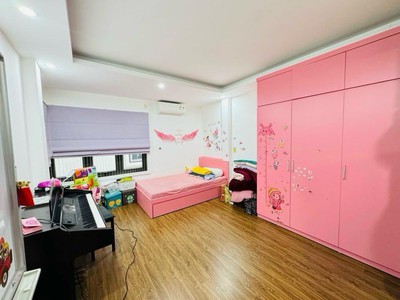 Chính chủ cho thuê MBKD mặt hồ hoàng càu 4401