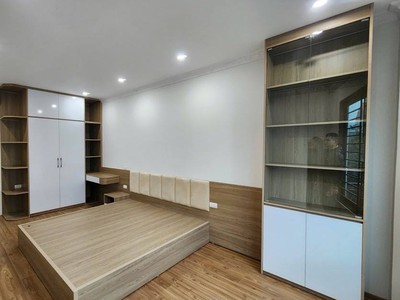  nhà 5 tầng sát đh công nghiệp   chỉ 4,7 tỷ  hiếm trong tầm giá  2