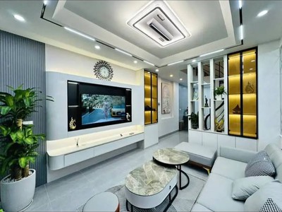 Bán nhà phố ngọc lâm, long biên 42m - 5 tầng- nhỉnh 6 tỷ - ô tô 7 chỗ đỗ cửa - gần phố, vô vàn tiện 0