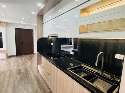 Chính chủ cho thuê MBKD mặt hồ hoàng càu 4770