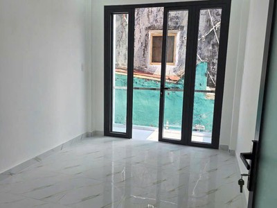 Quận 555 nhà đẹp ngay phố thời trang nguyễn trãi 3 tầng-34m2 4pn,vào ở ngay.6.2tỷ 4