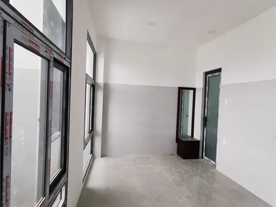 Chính chủ cho thuê MBKD mặt hồ hoàng càu 4807