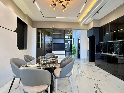 01. nhà 1 trệt 2 lầu và sân thượng - hoàn công mới 100 2