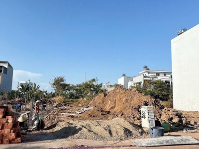Bán đất chính chủ MT QL 1A, P. 4, TP. Tân An, 100m2, SHR, sang tên ngay 2