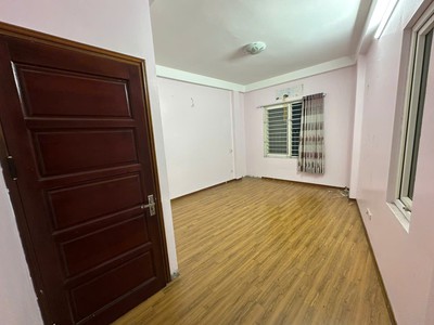 Bán nhà ngọc thụy - 5 tầng đẹp - ở ngay - oto đỗ cổng 2