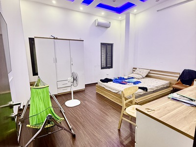 Bán nhà phố thanh nhàn, ngõ thông ra hồng mai, hàng xóm thân thiện chủ nhiệt bán 62m2 giá 10.5 tỷ 2