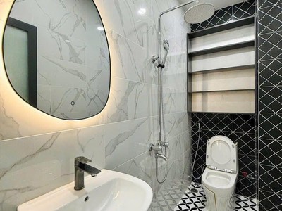 Bán nhà căn góc 2mt phạm văn hai, p3, tân bình  4,5x14  4 tầng 7 tỷ 3