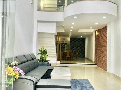 Bán nhà 3 tầng   hẻm hòa bình   hòa thạnh   73m    nhà kiên cố   chỉ 5.9 tỷ 0