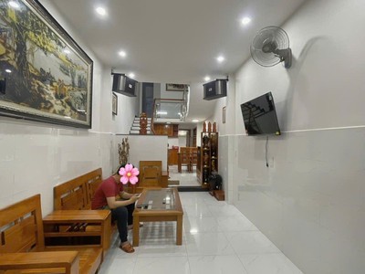 Nhà gần mt điện biên phủ, ô tô đậu 20m, 56m2, 2 tầng, hơn 3 tỷ 2