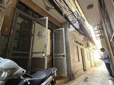 Chính chủ cho thuê MBKD mặt hồ hoàng càu 5041