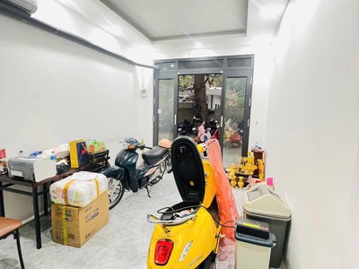 Bán nhà trung tâm đống đa nhà đẹp - kinh doanh sầm uất - văn phòng - cửa hàng - spa 4 tầng 14 tỷ 1