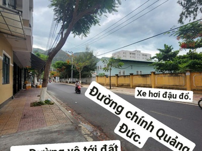 Cần bán lô đất đẹp 3 mặt tiền đường quảng đức, phường vĩnh hòa, tp nha trang. 0