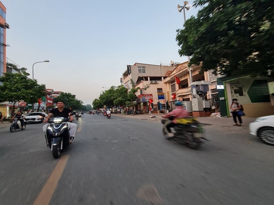 Chính chủ cho thuê MBKD mặt hồ hoàng càu 4674