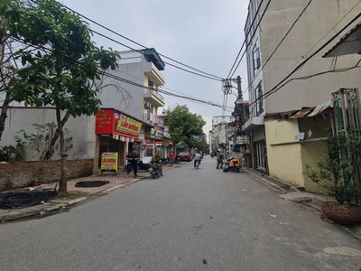 Chính chủ cho thuê MBKD mặt hồ hoàng càu 4726
