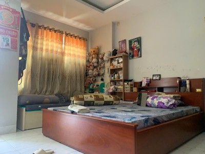 Nhà đẹp, thiết kế hiện đại, đúc thật 4 tầng, nằm trong khu dân cư hiện hữu, hẻm xe tải chạy vi vu, 1