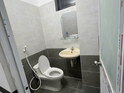 Chính chủ cho thuê MBKD mặt hồ hoàng càu 4521
