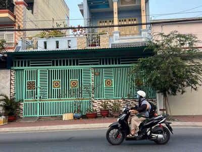 Chính chủ cho thuê MBKD mặt hồ hoàng càu 4833