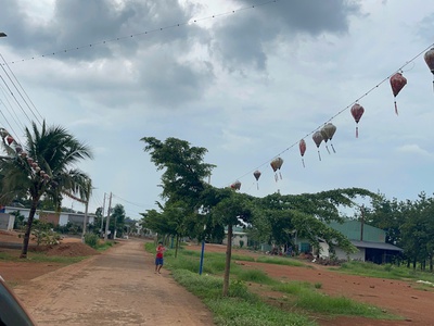 Bán đất phú riềng, bình phước, khu dân cư hiện hữu, ngay 3 kcn lớn, 298 triệu 200m2 đất thổ cư 3