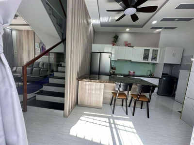 Chính chủ cho thuê MBKD mặt hồ hoàng càu 4448
