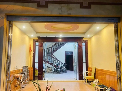 Cho thuê nhà 2 tầng thị trấn An Dương . Ô tô đỗ trong nhà . Làm văn phòng , dạy học chuyên gia ở ... 0