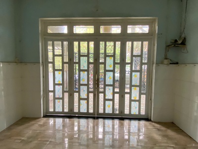 Chính chủ bán nhà xưởng sẵn điện 3 pha, đường xe tải, giá hơn 20tr/m2 3