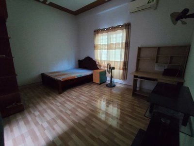 Cho thuê nhà riêng full đồ , ô tô đỗ cửa tại An Đồng , An Dương . Làm văn phòng , chuyên gia ở ok 5