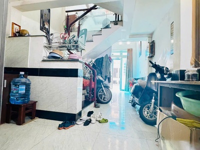 Bán nhà đẹp hẻm xe hơi thông gần chợ phạm văn bạch, 5 tầng, 5 phòng ngủ, chỉ 5 tỷ 450 thương lượng 2